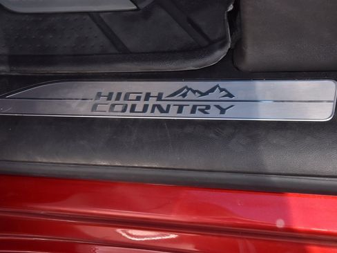 Used 2025 Chevrolet Silverado 1500 High Country w/ High Country Premium Package image 38