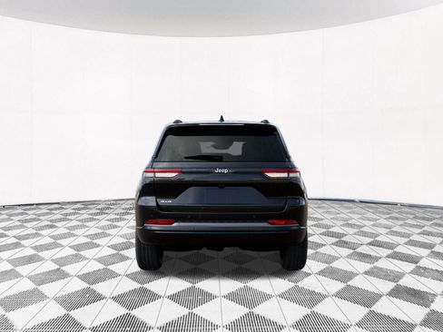 New 2026 Jeep Grand Cherokee Limited AWD/4WD image 11