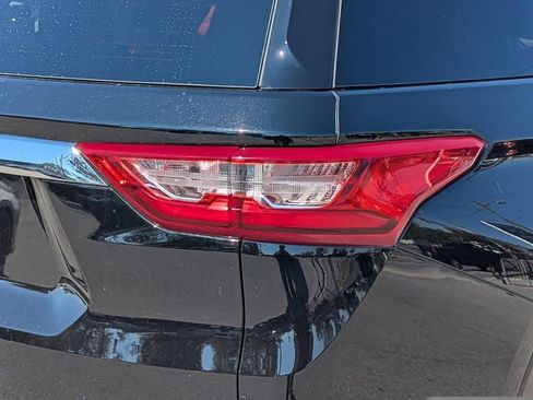 Used 2020 Chevrolet Traverse Premier image 7