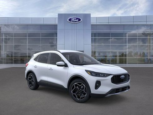 New 2026 Ford Escape Platinum w/ Premium Technology Package image 7