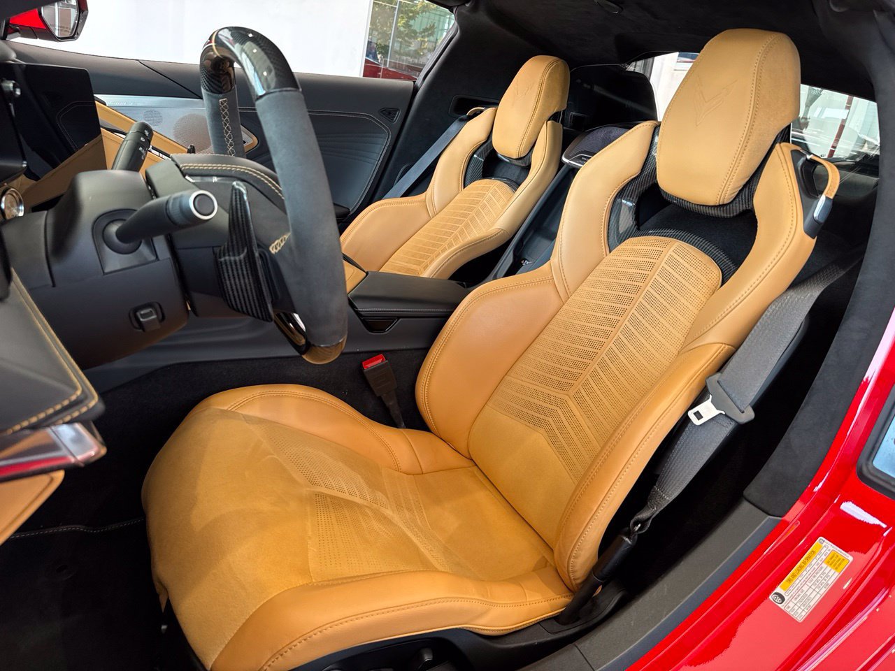 Used 2025 Chevrolet Corvette Z06 RWD image 15