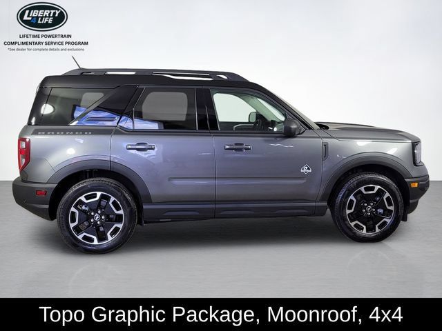 Used 2024 Ford Bronco Sport Outer Banks w/ Tech Package AWD/4WD image 2