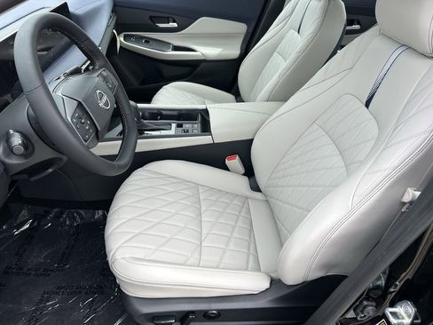 New 2026 Nissan Sentra SL w/ Floor Mat Package image 16