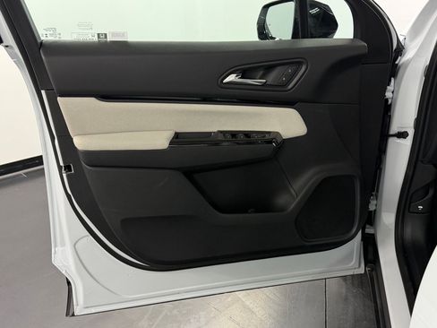 New 2026 Honda Prologue EX image 25