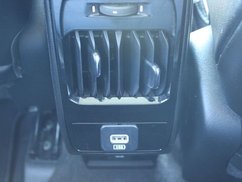 Used 2022 Jeep Compass Latitude AWD/4WD image 23
