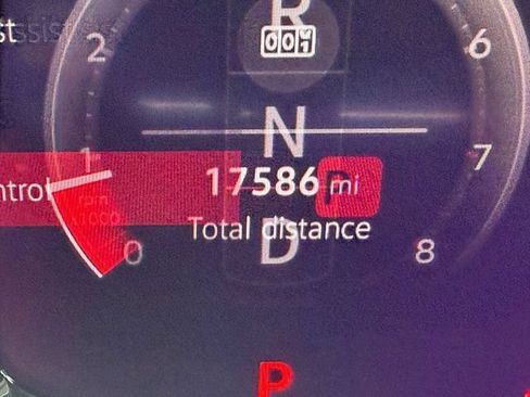 Used 2025 Volkswagen GTI SE FWD image 28