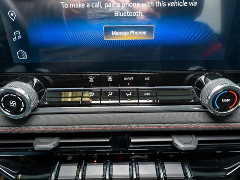 Used 2023 Chevrolet Colorado Z71 w/ Advanced Trailering Package image 20