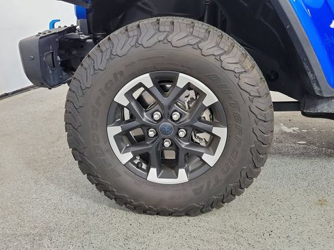 Used 2024 Jeep Wrangler Unlimited Rubicon 4xe AWD/4WD image 8