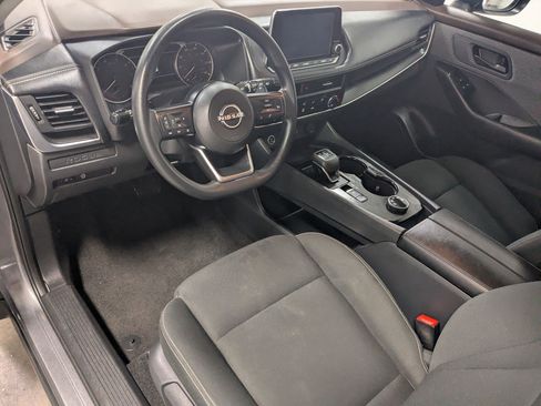 Used 2023 Nissan Rogue S AWD/4WD image 12