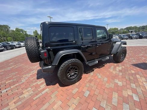Used 2023 Jeep Wrangler Unlimited Sport AWD/4WD image 35