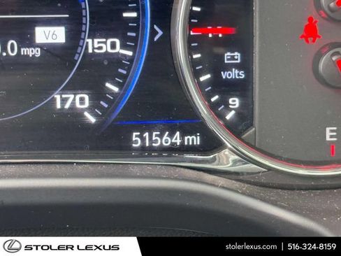 Used 2022 GMC Acadia AT4 w/ Technology Package AWD/4WD image 34