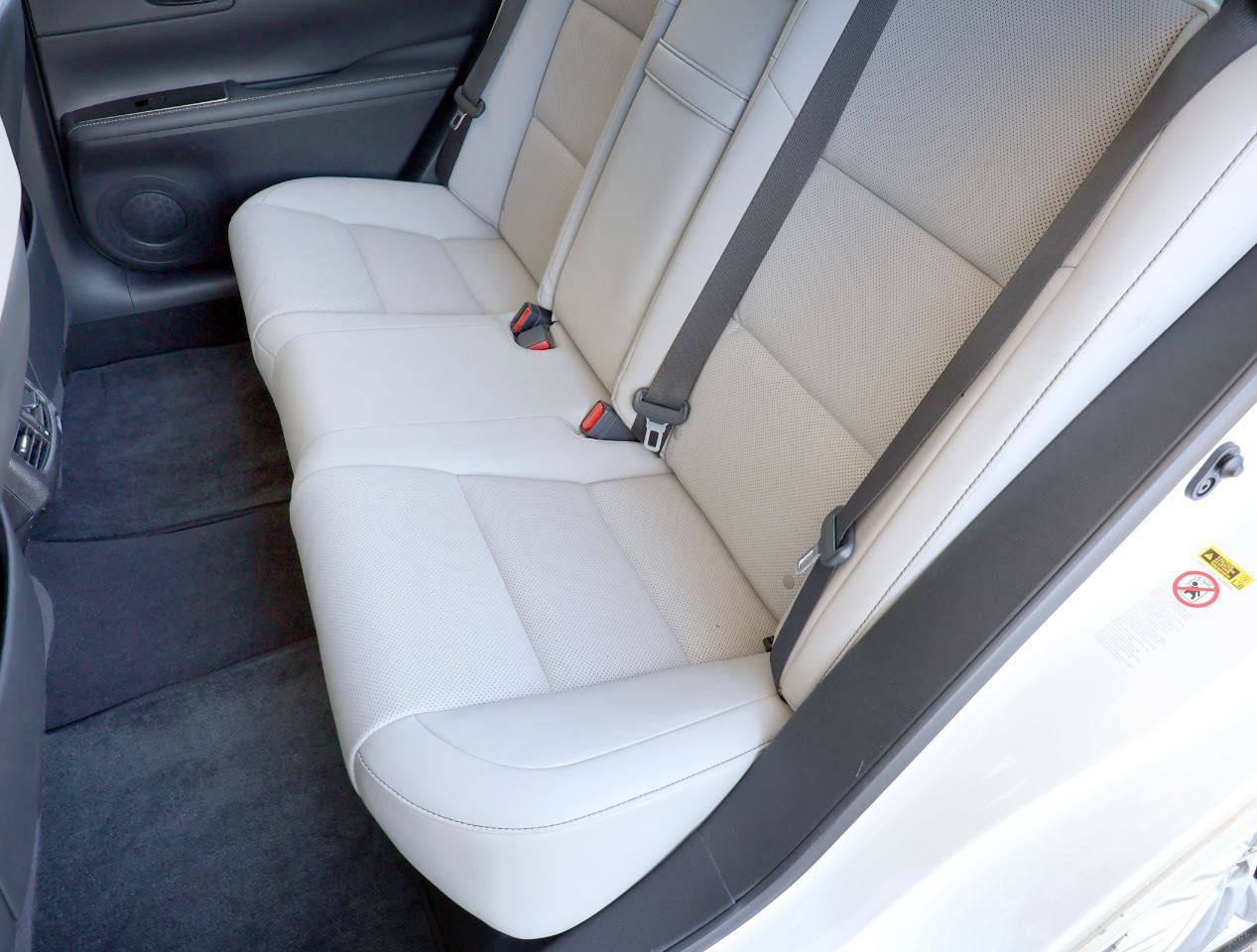 Used 2016 Lexus ES 350 w/ Premium Package w/Wood Trim FWD image 23