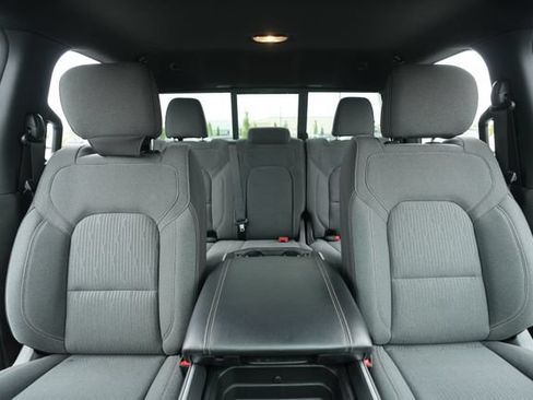 Used 2022 RAM 1500 Big Horn AWD/4WD image 37