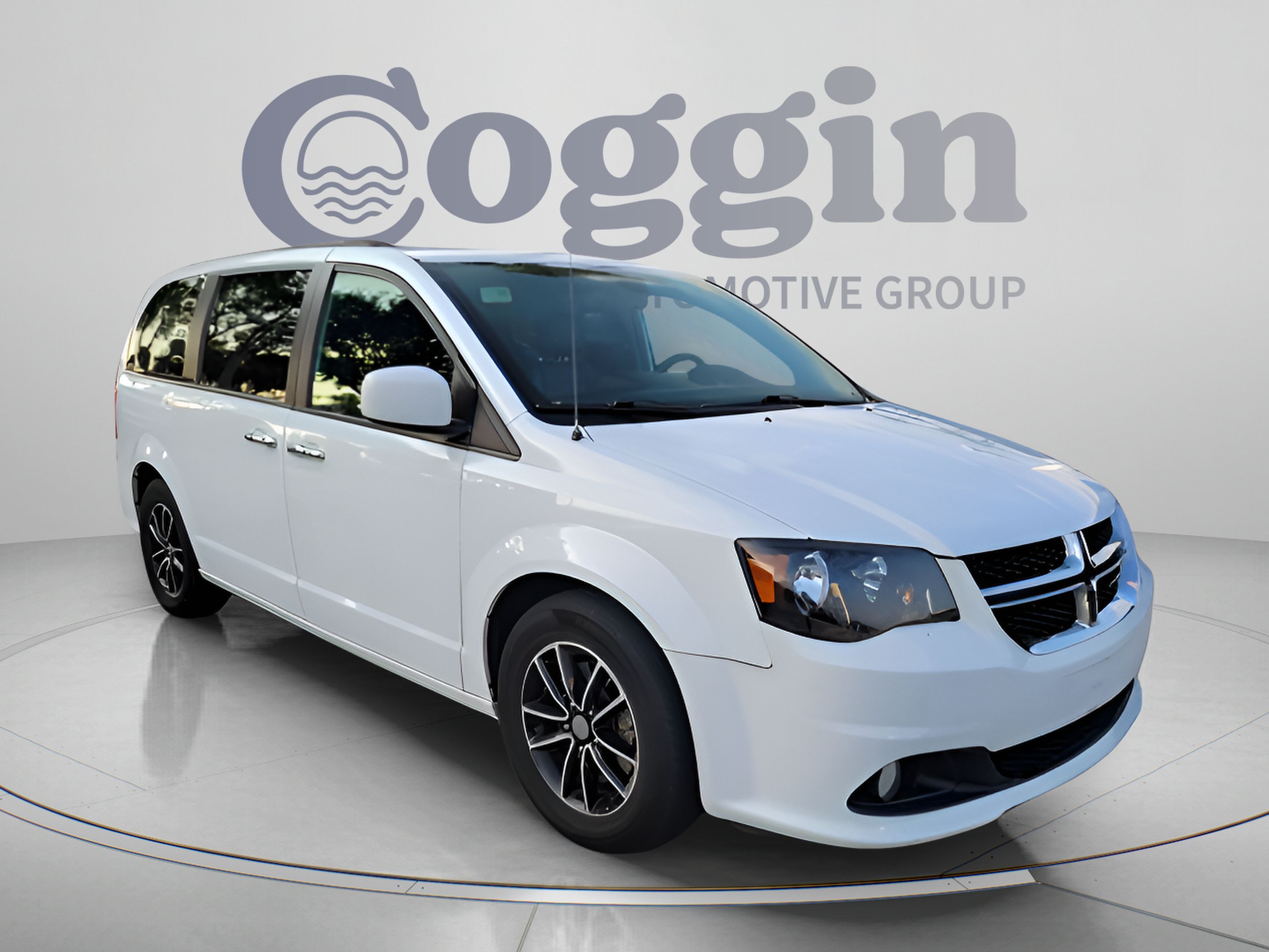 Used 2019 Dodge Grand Caravan GT FWD image 4