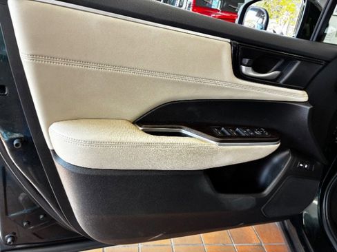 Used 2018 Honda Clarity Plug-In Hybrid image 15