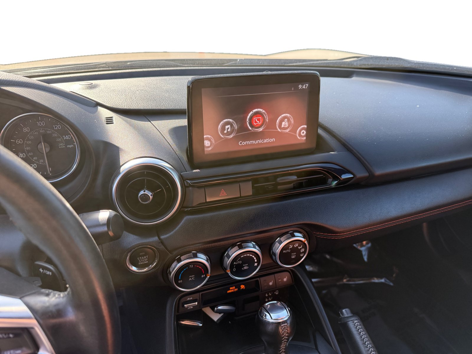 Used 2022 MAZDA MX-5 Miata RF Grand Touring RWD image 12