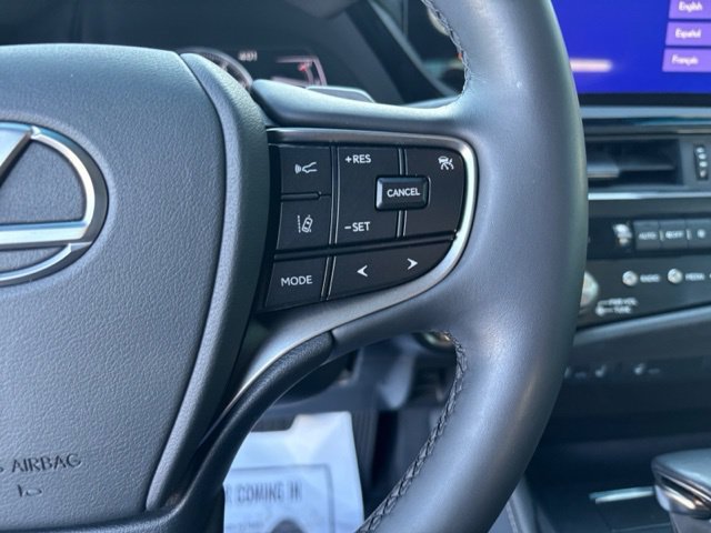 Used 2024 Lexus ES 350 w/ Premium Package FWD image 16