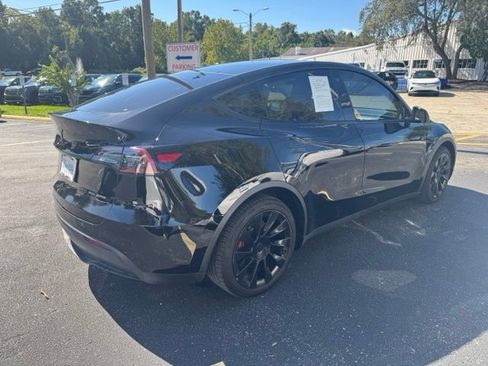 Used 2022 Tesla Model Y Long Range AWD/4WD image 6