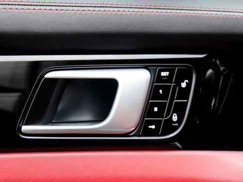 Used 2018 Porsche Panamera w/ Premium Package Plus image 21