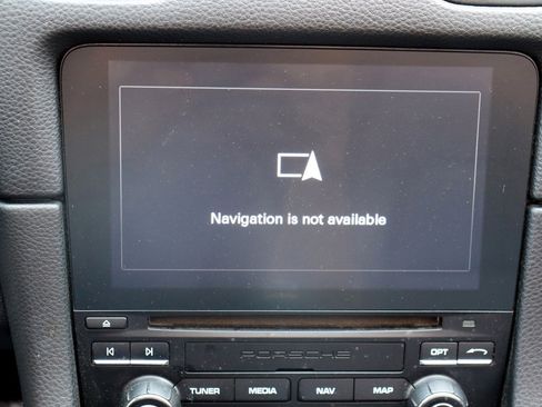 Used 2019 Porsche 718 Boxster RWD image 28
