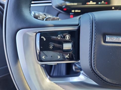 New 2026 Land Rover Range Rover SV image 19