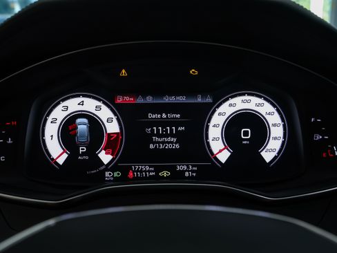Used 2024 Audi RS 6 performance AWD/4WD image 11