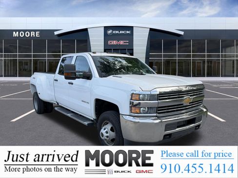 Used 2016 Chevrolet Silverado 3500 W/T w/ WT Convenience Package AWD/4WD image 1