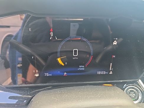 Used 2024 Chevrolet Trax RS w/ Driver Confidence Package image 6