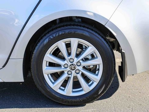 Certified 2025 Toyota Corolla LE w/ LE Premium Package image 27