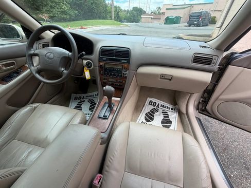 Used 2000 Lexus ES 330 FWD image 14