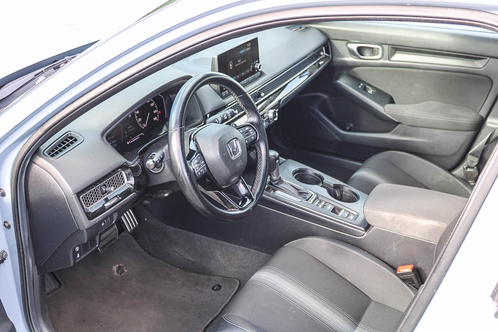 Used 2024 Honda Civic Sport image 19