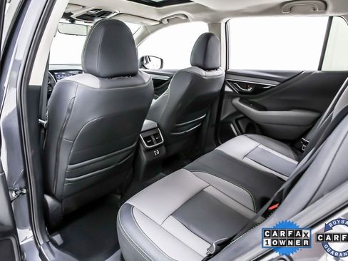 Used 2025 Subaru Outback Onyx Edition image 30