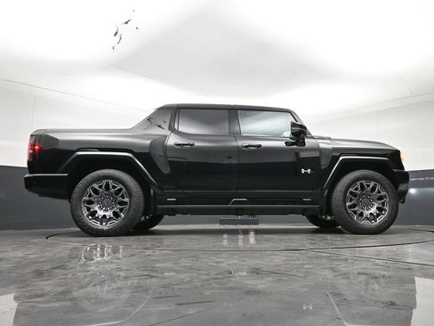 Used 2025 GMC Hummer EV 3X AWD/4WD image 28