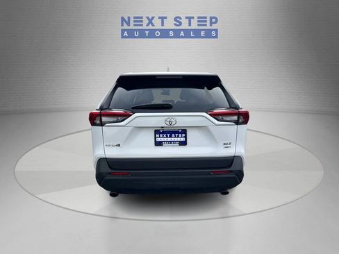 Used 2024 Toyota RAV4 XLE image 7