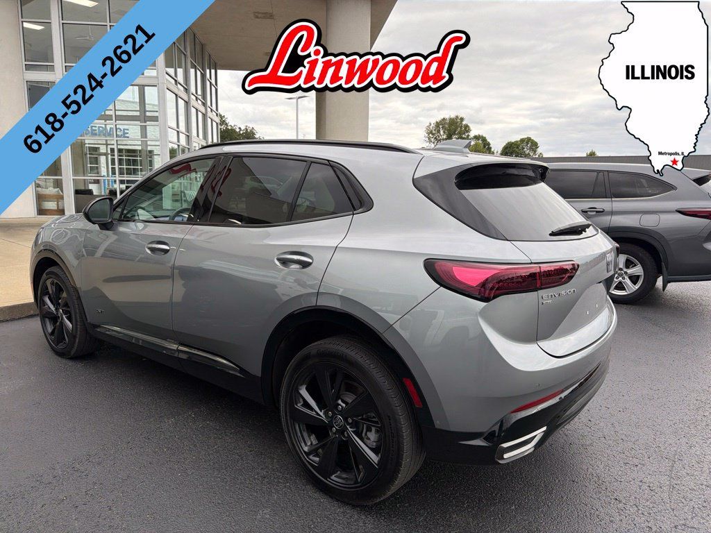 Used 2025 Buick Envision Sport Touring AWD/4WD image 3