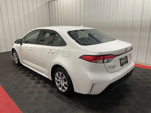 Used 2024 Toyota Corolla LE image 2