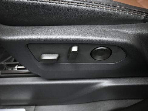 Used 2024 Chevrolet Silverado 3500 High Country w/ High Country Premium Package image 10