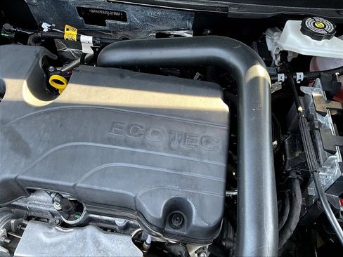 Used 2025 Chevrolet Equinox LT AWD/4WD image 33