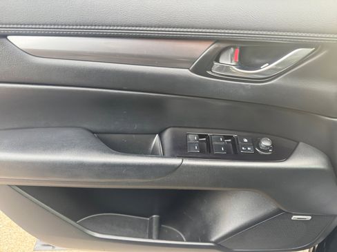 Used 2019 MAZDA CX-5 Touring image 14