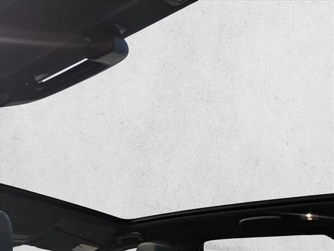 Certified 2024 Land Rover Discovery Sport Dynamic SE image 20