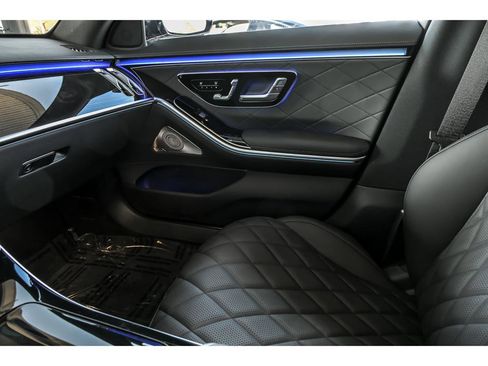 New 2026 Mercedes-Benz S 580 4MATIC Sedan image 19