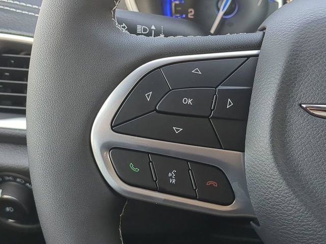 New 2026 Chrysler Pacifica Select FWD image 30