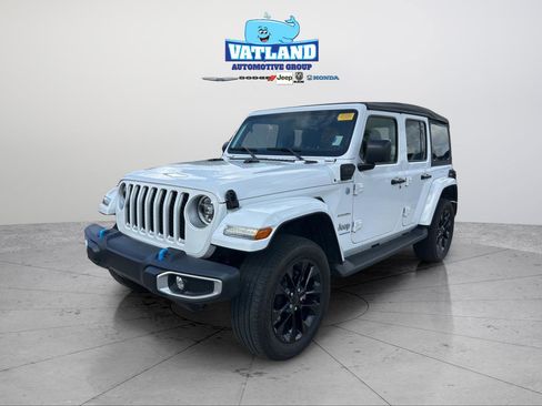 Used 2023 Jeep Wrangler Unlimited Sahara w/ Cold Weather Group image 1