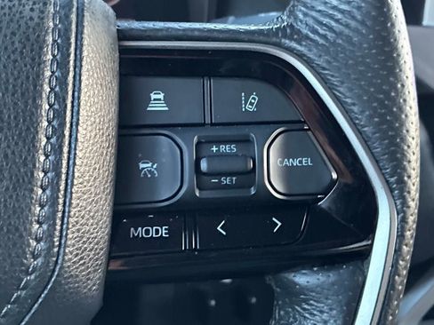 Used 2024 Toyota Tundra Limited AWD/4WD image 27