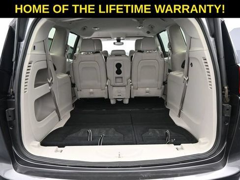 Used 2018 Chrysler Pacifica Touring-L Plus FWD image 44
