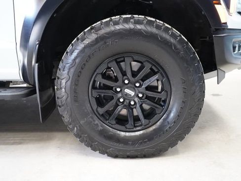 Used 2025 Ford F150 Raptor AWD/4WD image 68