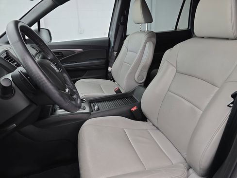 Certified 2023 Honda Passport EX-L image 15