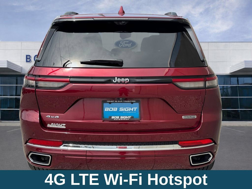 Used 2022 Jeep Grand Cherokee Overland w/ Adv Protech Group III AWD/4WD image 40
