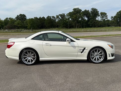 Used 2013 Mercedes-Benz SL 63 AMG image 11