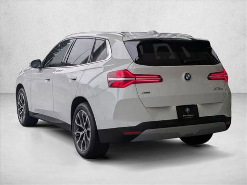 Used 2026 BMW X3 xDrive30 w/ Convenience Package AWD/4WD image 8